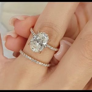 Rose Gold Classic Oval Cut Wedding Set Size 4.5